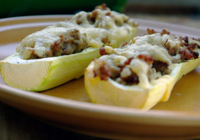 Przed Państwem ŁÓDECZKI PIOTRA M.